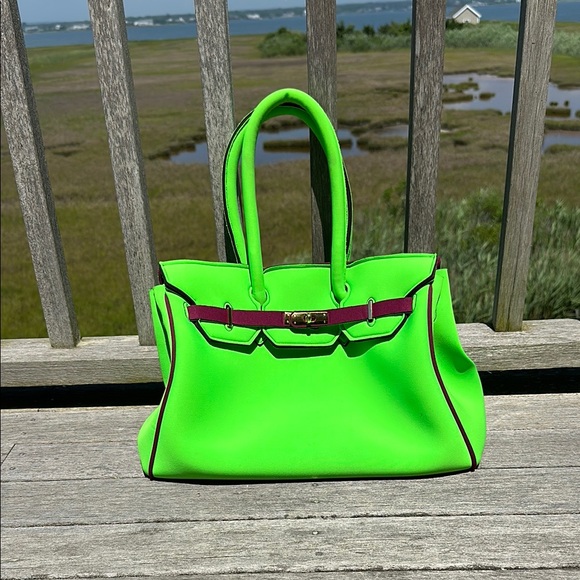 Source Unknown Handbags - Source Unknown Green Satchel with Structured Design